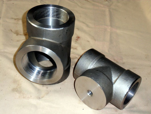 ASME B16.11 schmiedete Installationen ASTM A105N das passende Ellbogen-T-Stück Schalters, das 3000lbs verbindet