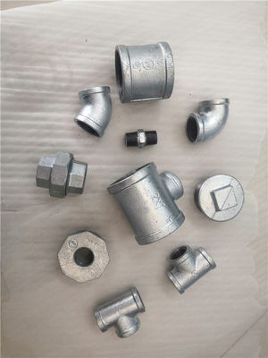 Hochdruck schmiedete passende Ellbogen-Kappen-T-Stück Nippel-formbares Eisen-Installation ASME B16.11