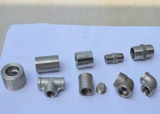 Hochdruck schmiedete passende Ellbogen-Kappen-T-Stück Nippel-formbares Eisen-Installation ASME B16.11